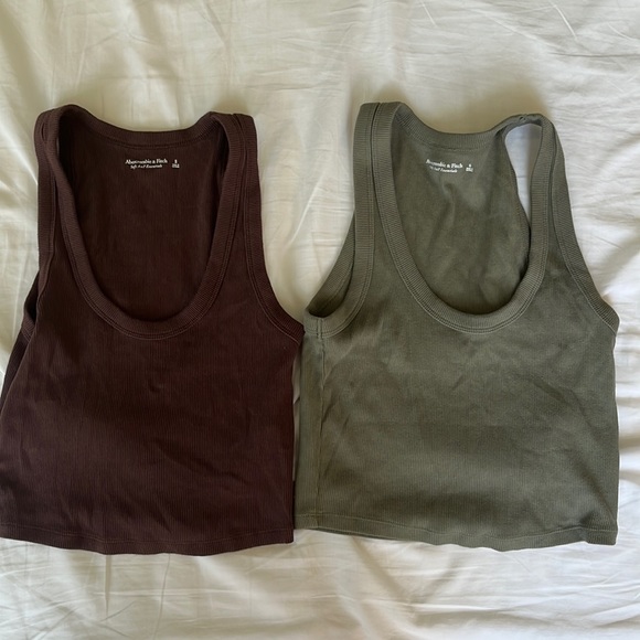 Abercrombie & Fitch Tops - Abercrombie & Fitch Tank Tops